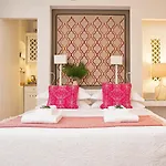 Collas Liston Suite